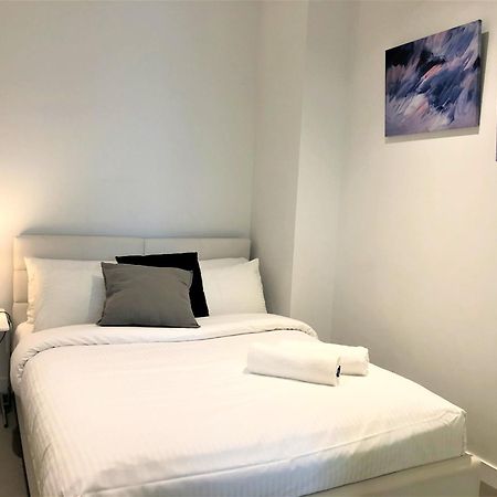 Readyset Apartments At Madison เมลเบิร์น ภายนอก รูปภาพ