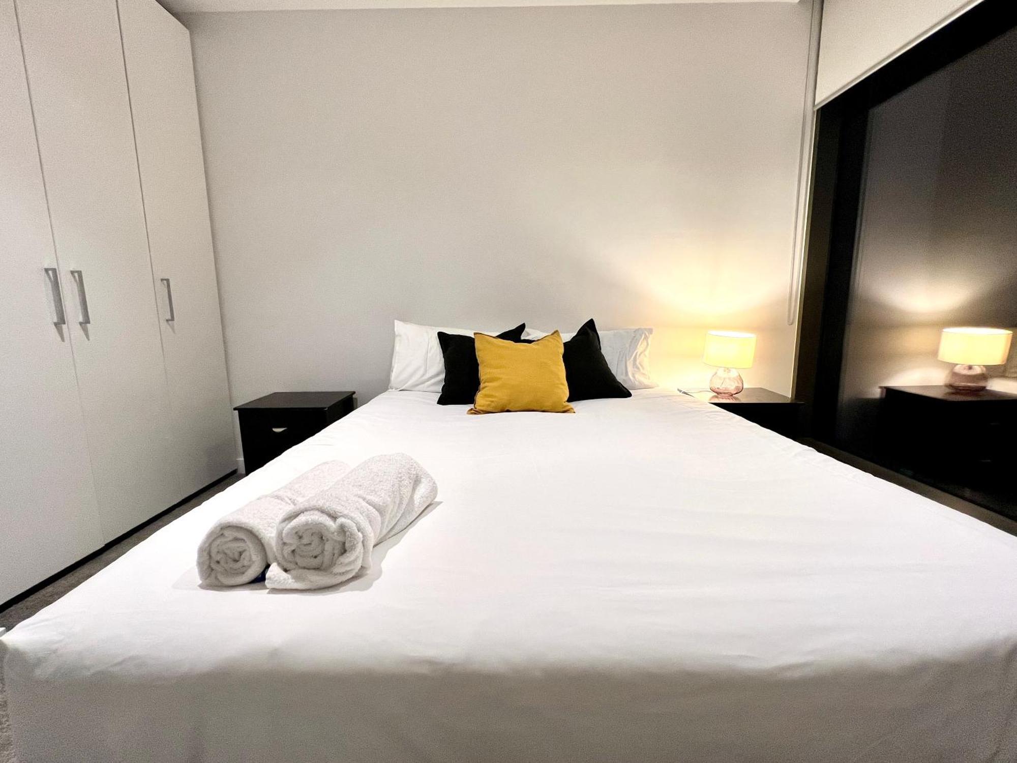 Readyset Apartments At Madison เมลเบิร์น ภายนอก รูปภาพ