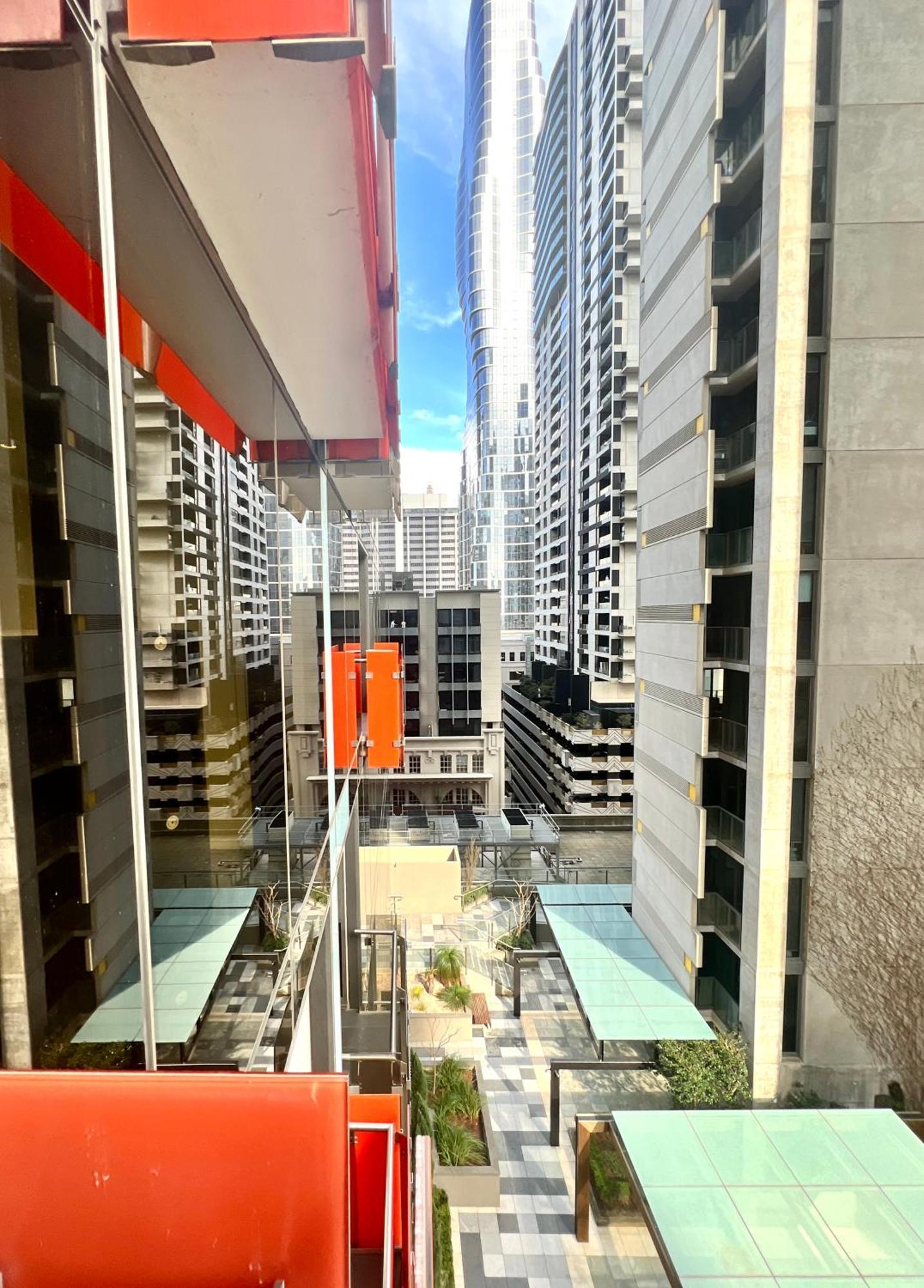 Readyset Apartments At Madison เมลเบิร์น ภายนอก รูปภาพ