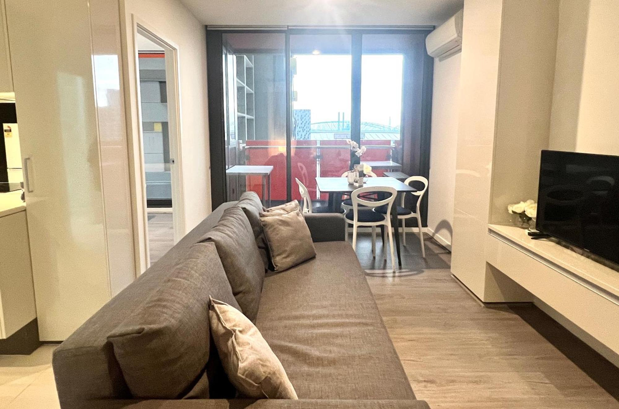 Readyset Apartments At Madison เมลเบิร์น ภายนอก รูปภาพ