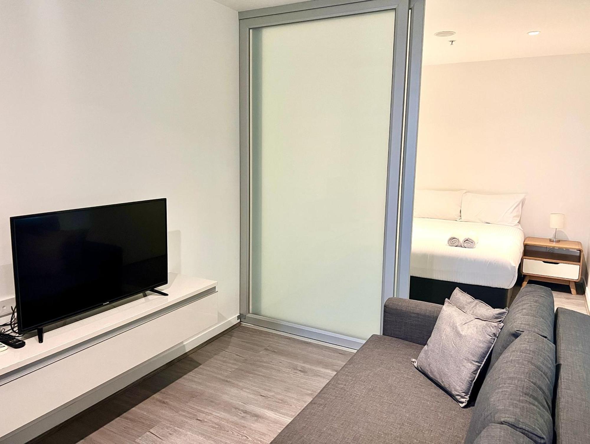Readyset Apartments At Madison เมลเบิร์น ภายนอก รูปภาพ