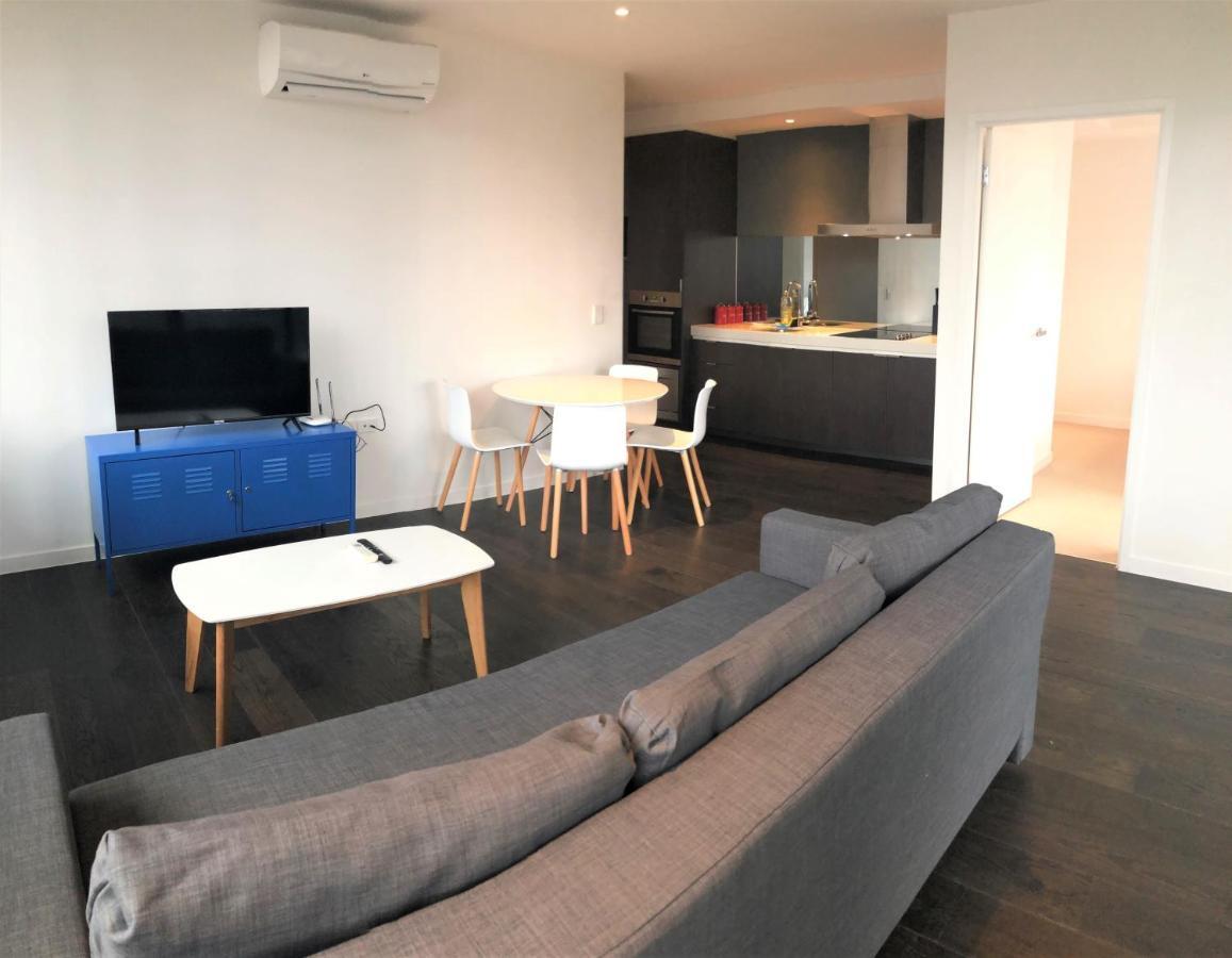 Readyset Apartments At Madison เมลเบิร์น ภายนอก รูปภาพ